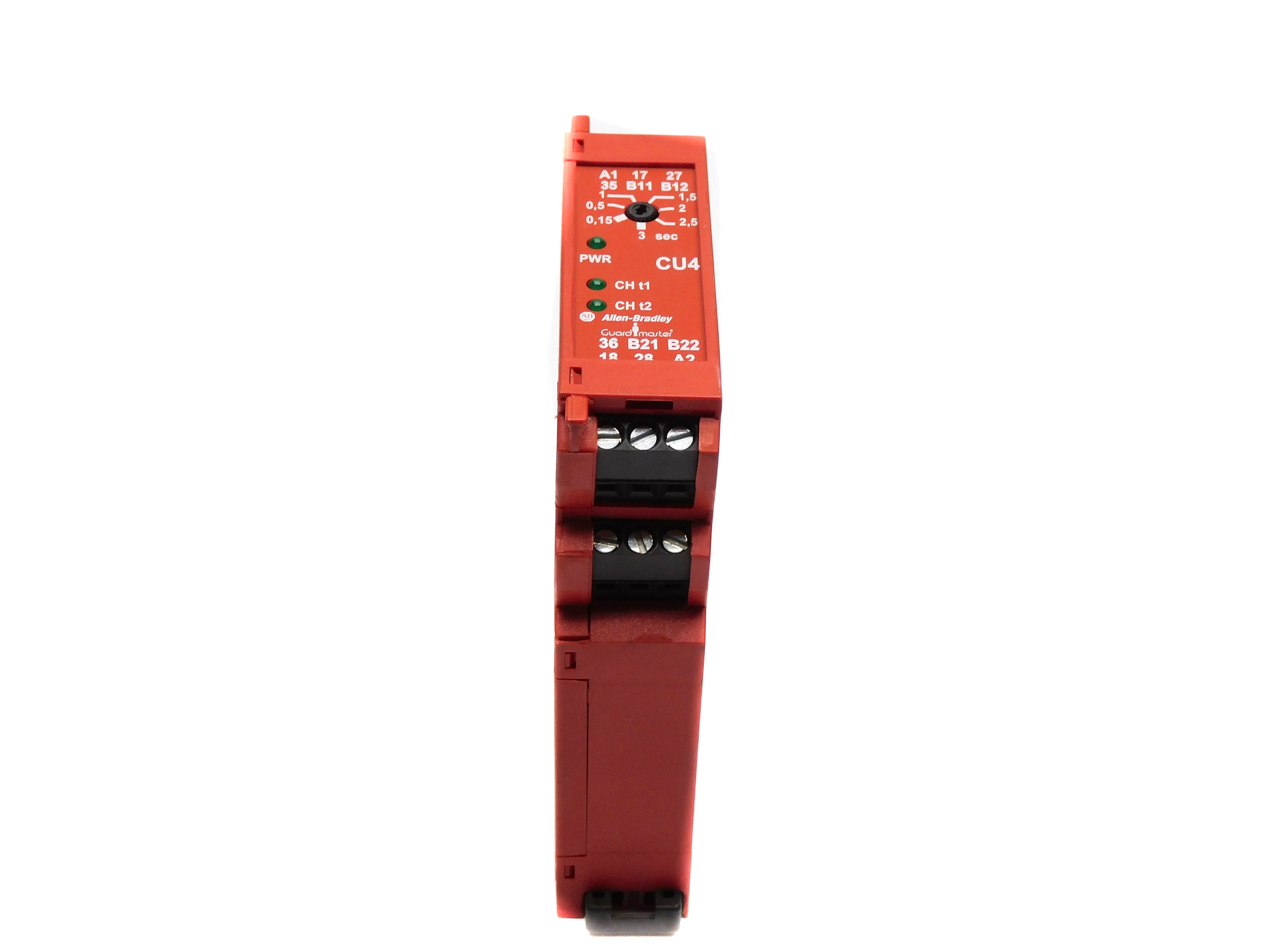 ALLEN BRADLEY 440R-S23173 SER. A 24VAC/DC  3A NSNP