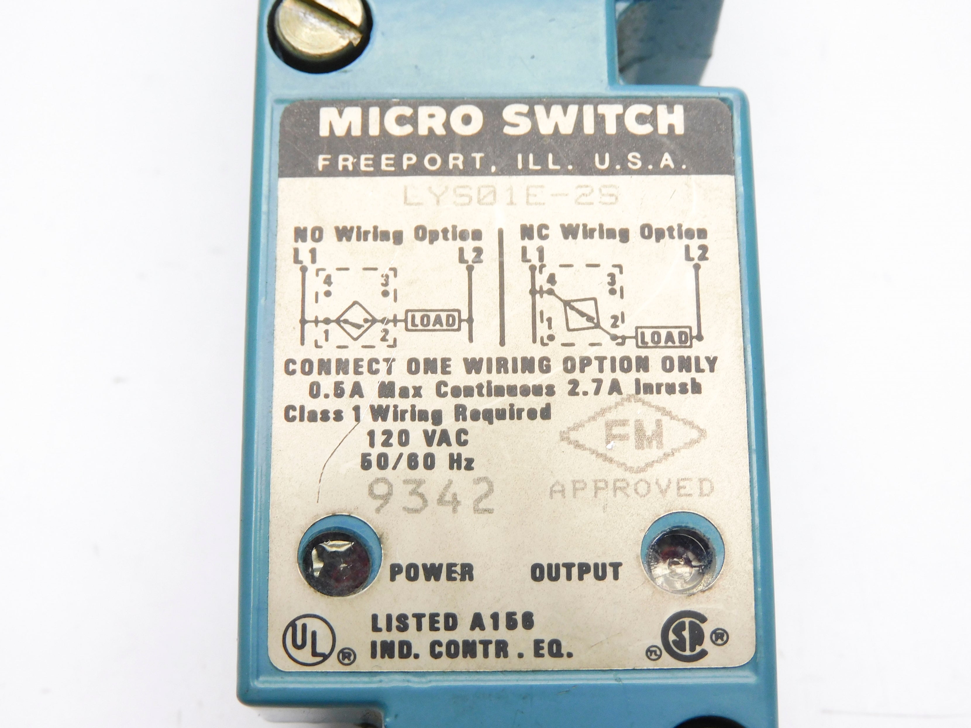MICRO SWITCH LYS01E-2S (AS PICTURED)  UNMP