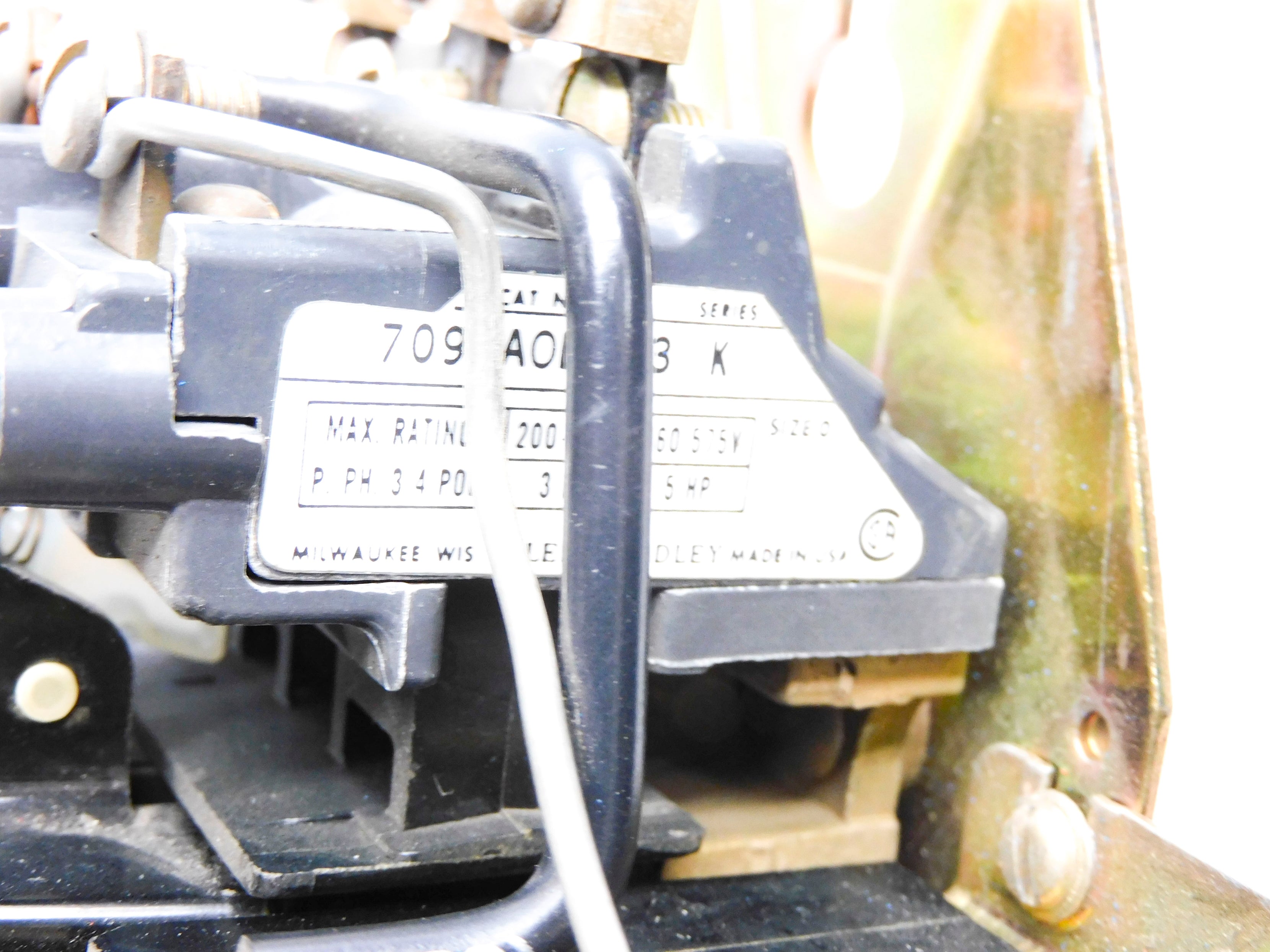 ALLEN BRADLEY 709-AOD103 SER. K UNMP