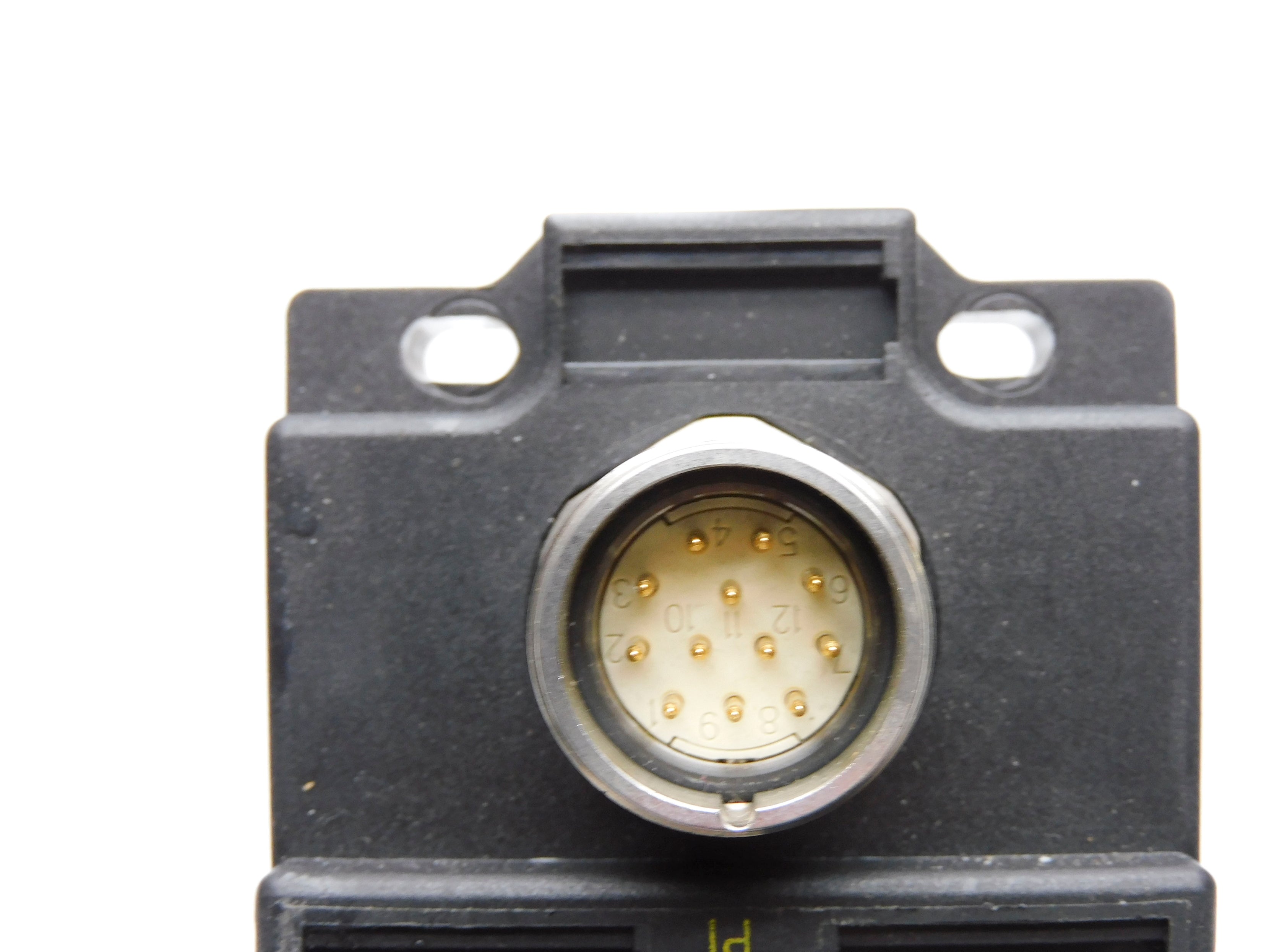 TURCK 8MBV12-4P2-CSV12 UNMP