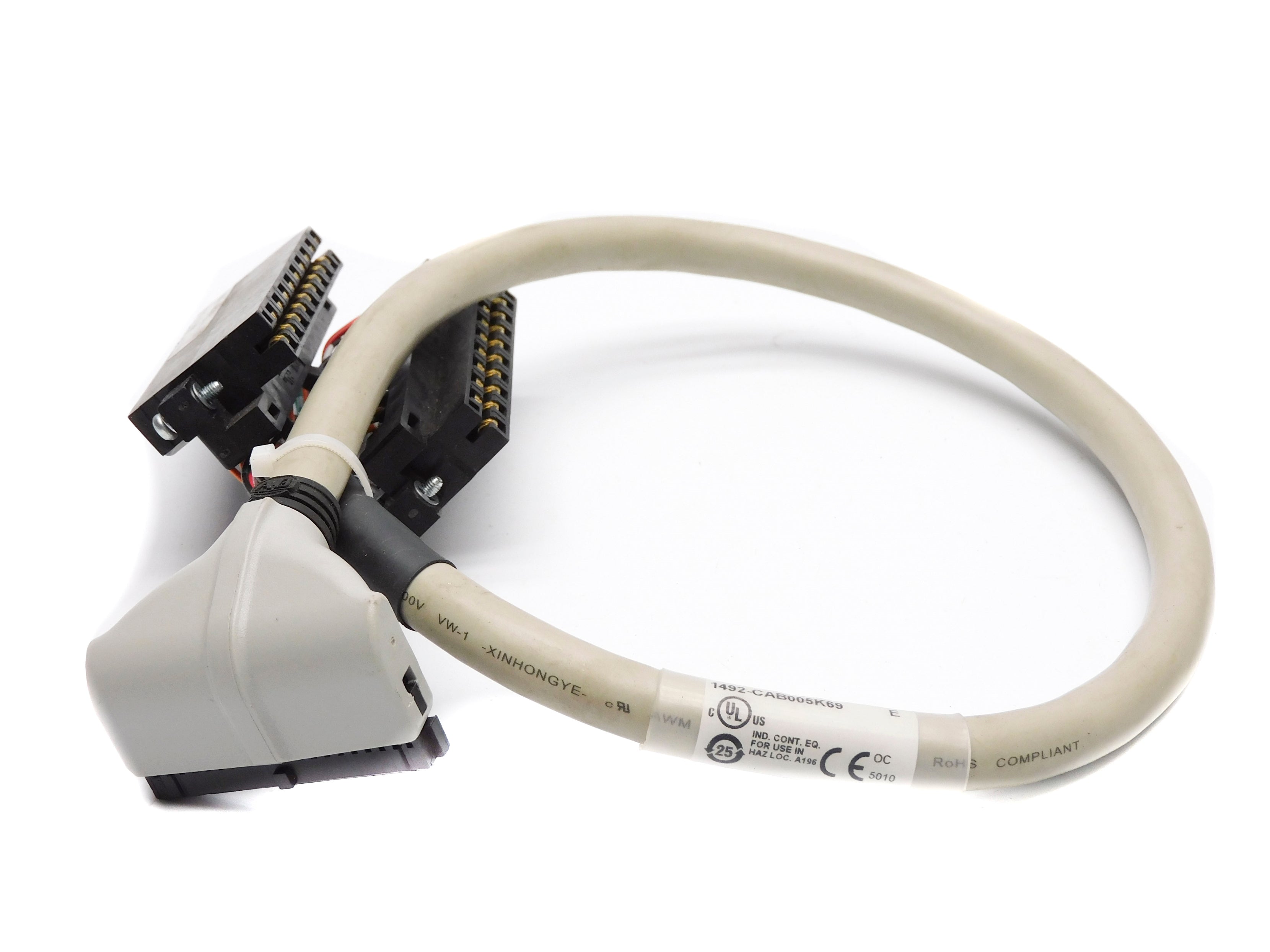 ALLEN BRADLEY 1492-CAB005K69 SER. E NSNP