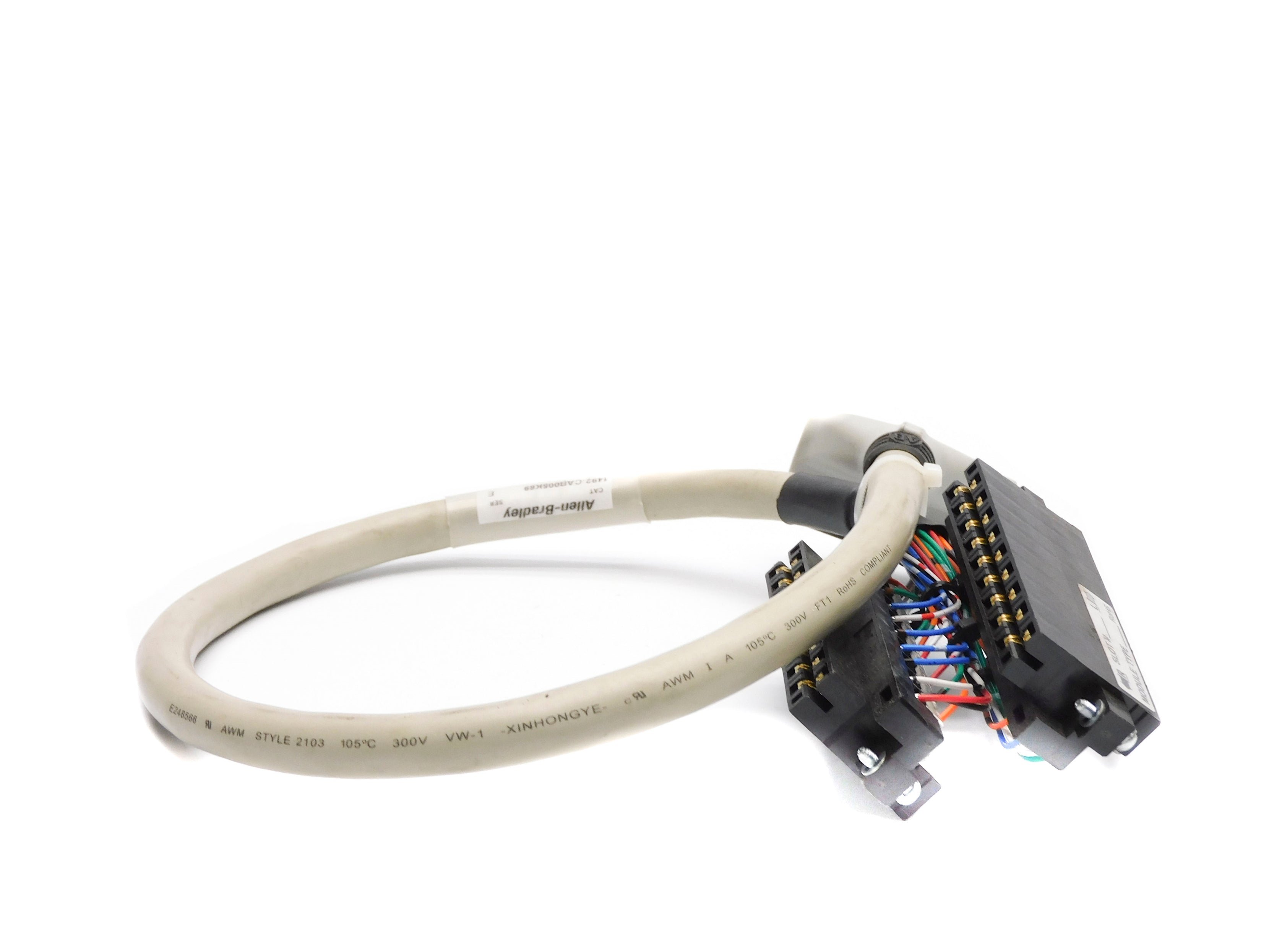 ALLEN BRADLEY 1492-CAB005K69 SER. E NSNP