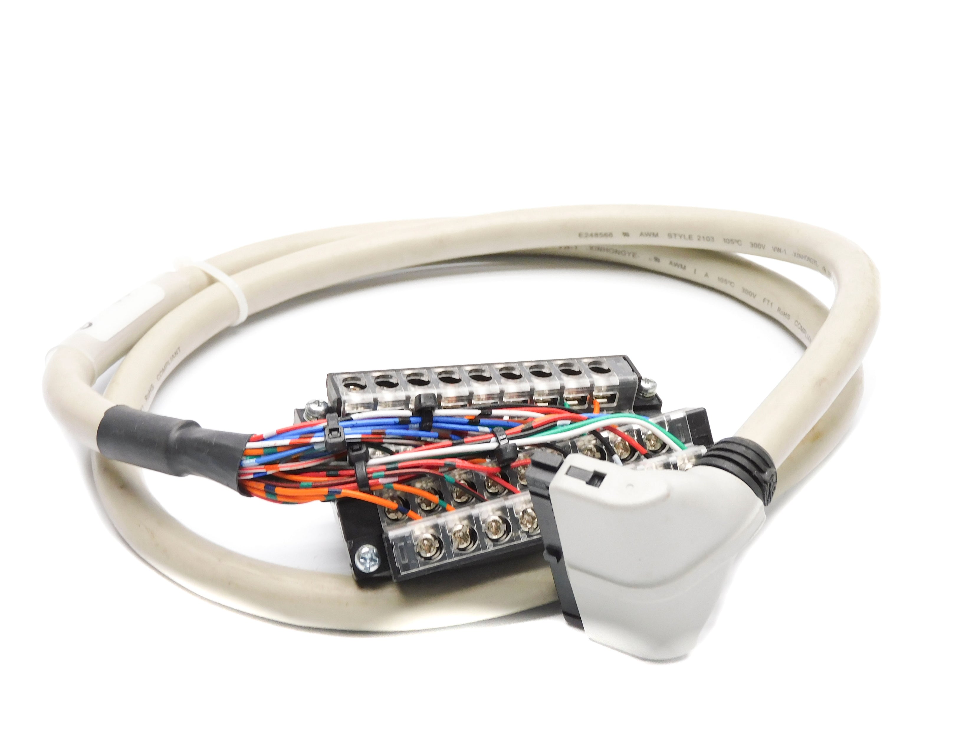 ALLEN BRADLEY 1492-CAB010K69 SER. E NSNP