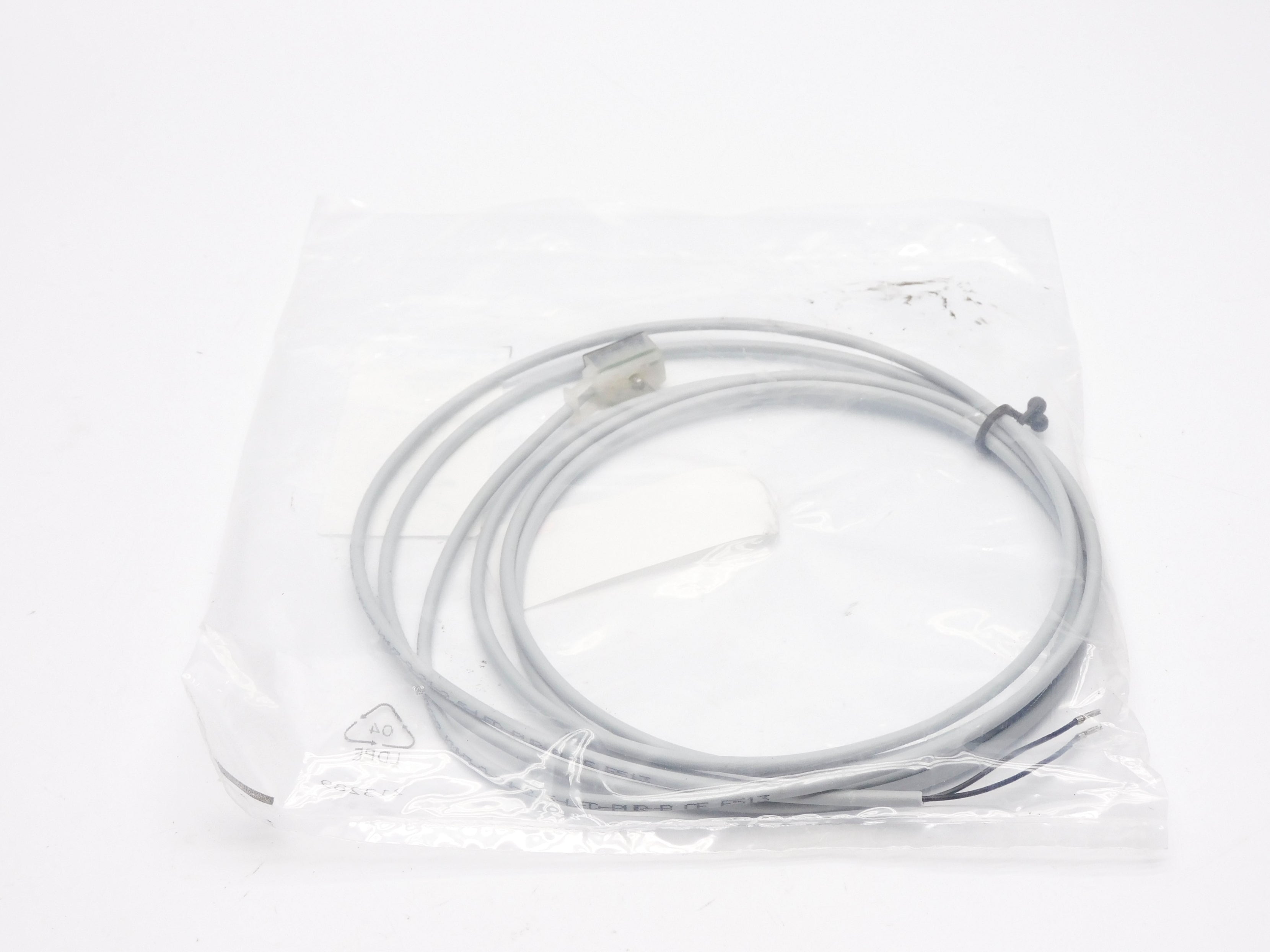 FESTO KMYZ-9-24-2.5-LED-PUR-B 193687 SER. E513 NSMP