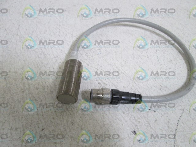 OMRON PROXIMITY SENSOR E2E-X7D1-M1GJ *USED*
