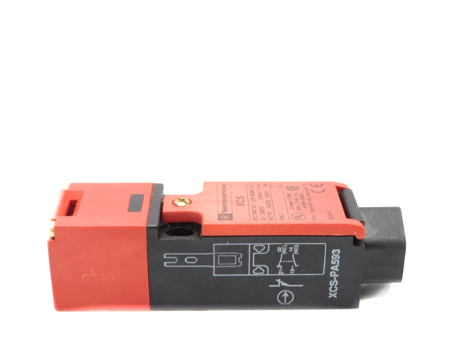 TELEMECANIQUE XCS-PA593 500V 3A NSNP