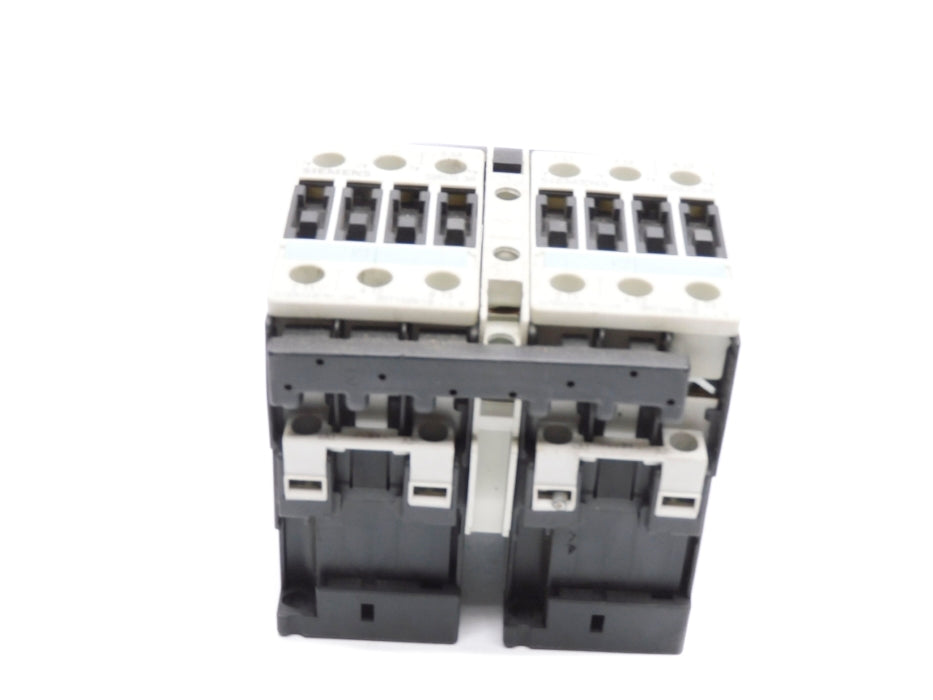 SIEMENS 3RA1325-8XB30-1BB4 24-48VAC 24-70VDC UNMP