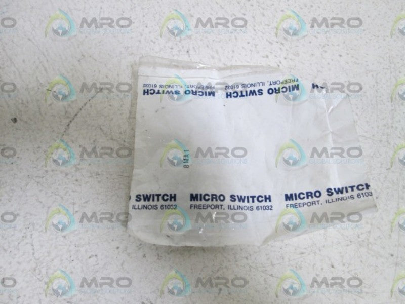 MICRO SWITCH MOUNTING BRACKET 8MA1 *NEW IN FACTORY BAG*
