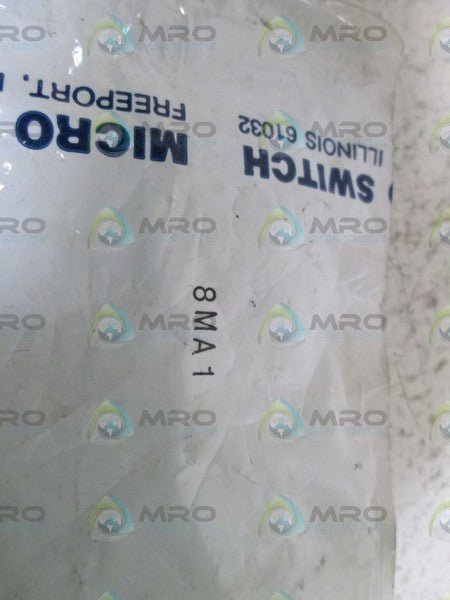MICRO SWITCH MOUNTING BRACKET 8MA1 *NEW IN FACTORY BAG*