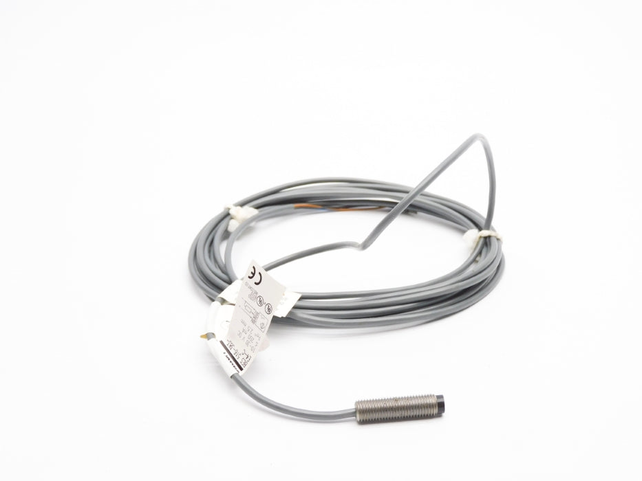 BALLUFF BES516-383-E4-C NSNP