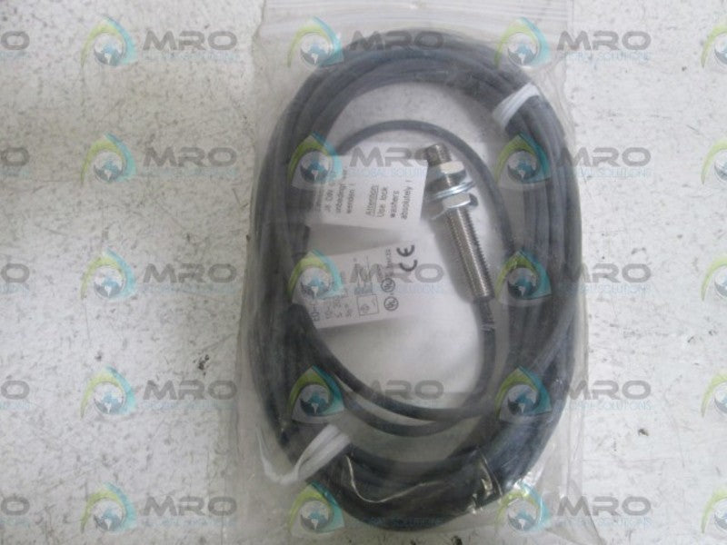 BALLUFF INDUCTIVE SENSOR BES516-324-E0-C-PU-05 * NEW IN BAG *