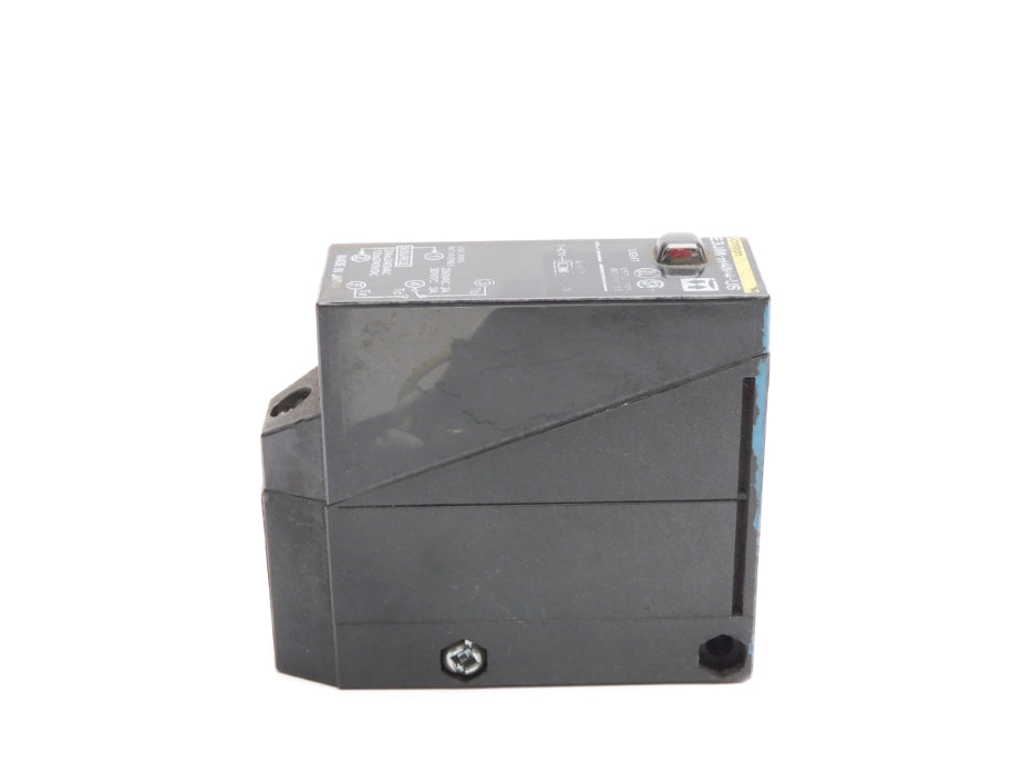 OMRON E3JM-R4M4-US UNMP