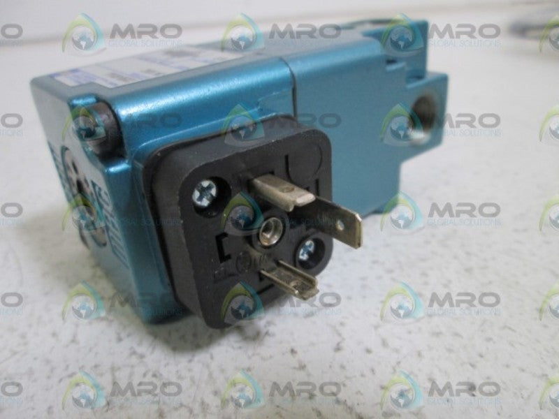 MAC VALVE 225B-501JJ *NEW NO BOX*