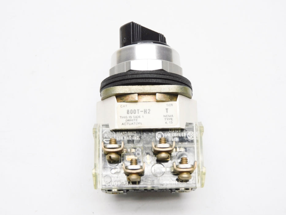 ALLEN BRADLEY 800T-H2A SER. T (BK/YL) NSMP