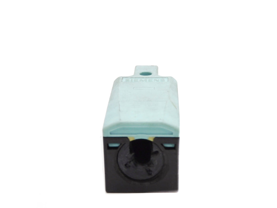 SIEMENS 3SE5232-0HD03 (AS PICTURED) UNMP