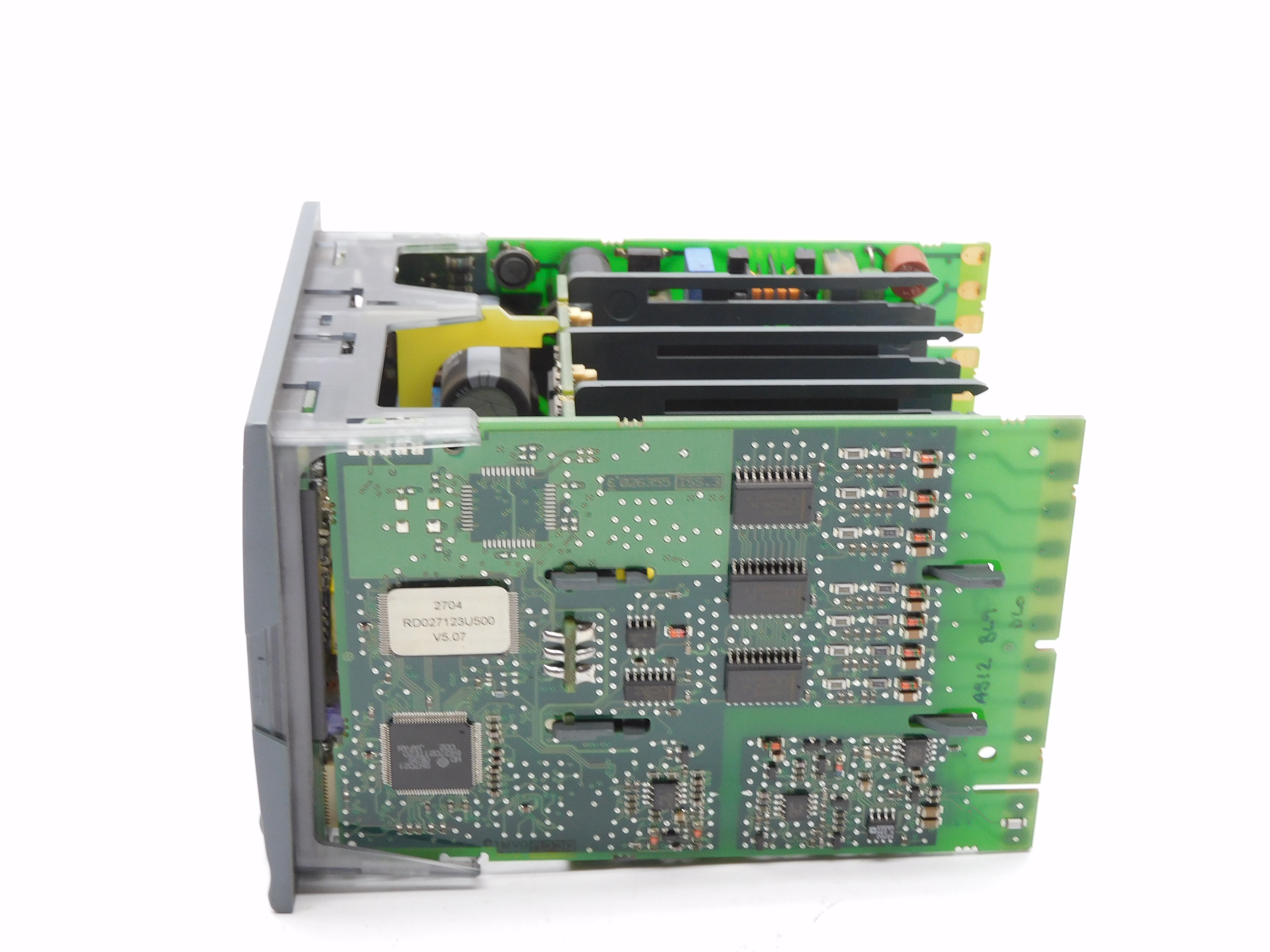 EUROTHERM 2704/VH/121/XX/D4/PV/XX/XX/XX/XX/A2 UNMP