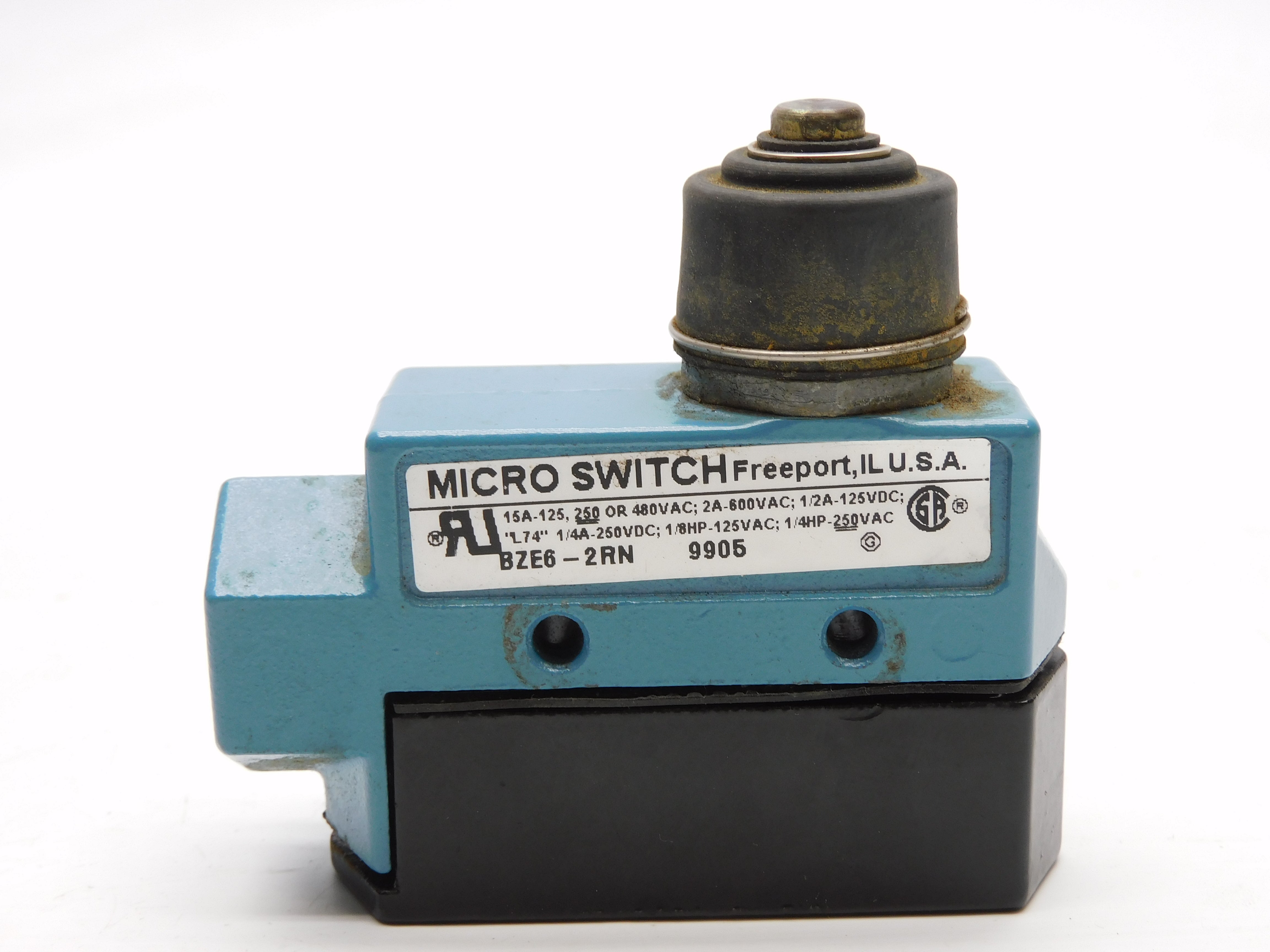 MICRO SWITCH BZE6-2RN 600VAC 2A UNMP