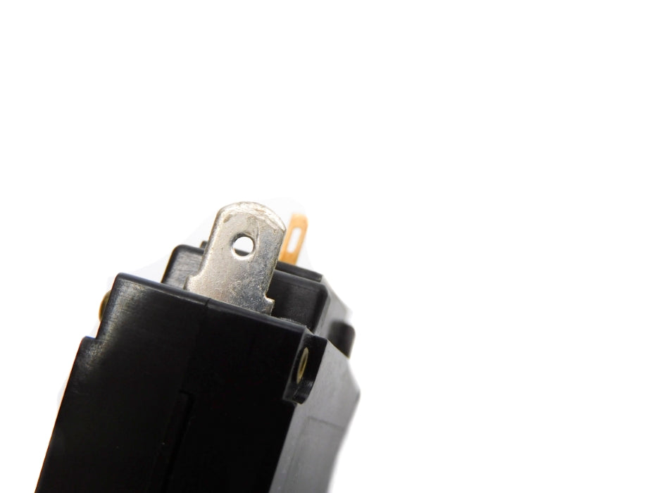 IDEC NRAK1111F 1A 65V UNMP