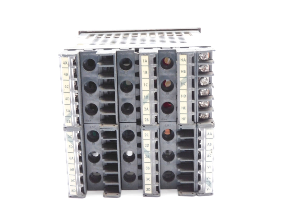 EUROTHERM 2204/NS/VH/XX/XX/RF/RF/XX/XX/XXX/AX143/AU91 UNMP