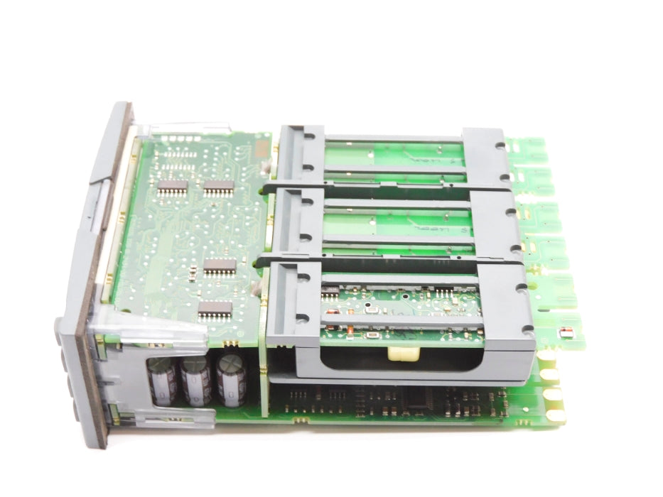 EUROTHERM 2408I/AL/GN/VH/RR/RR/D5/XX/XX/XX/ENG//////XX (AS PICTURED) UNMP