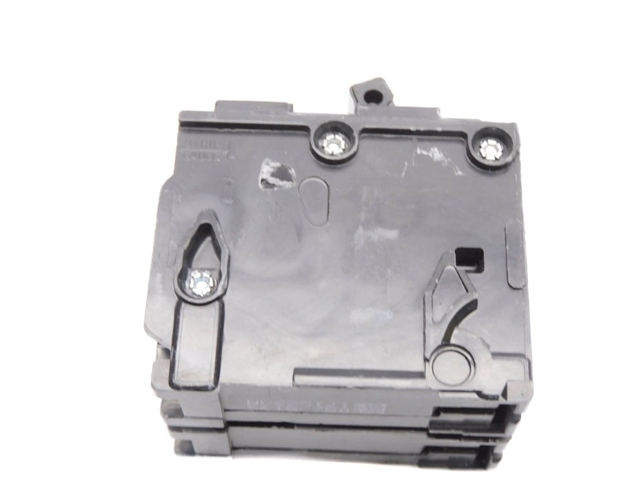 MURRAY MP230Z 30A 120/240V (AS PICTURED) UNMP