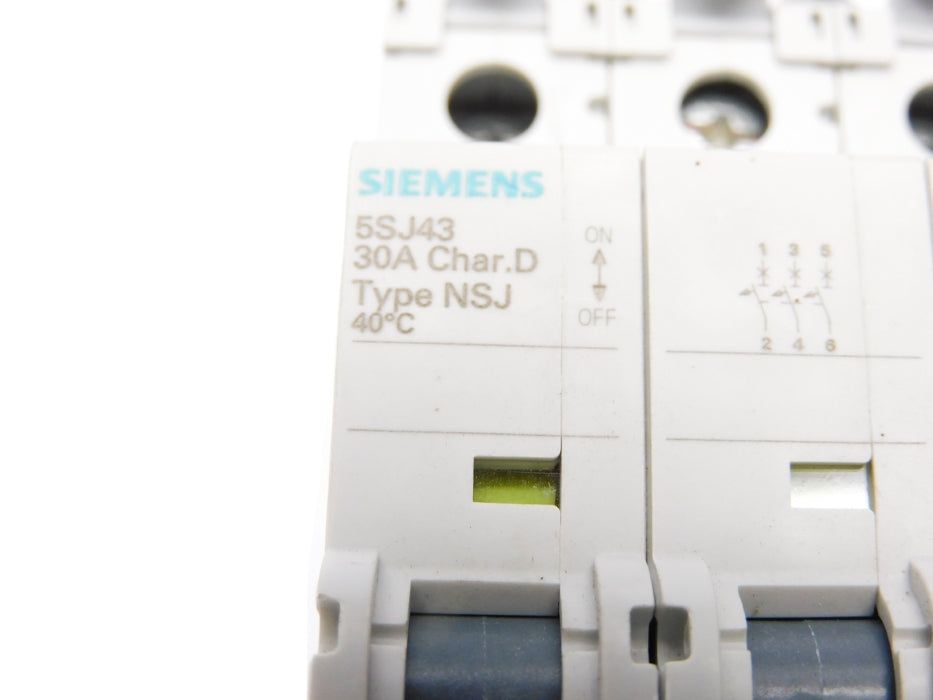 SIEMENS 5SJ4330-8HG41 30A 400V NSNP