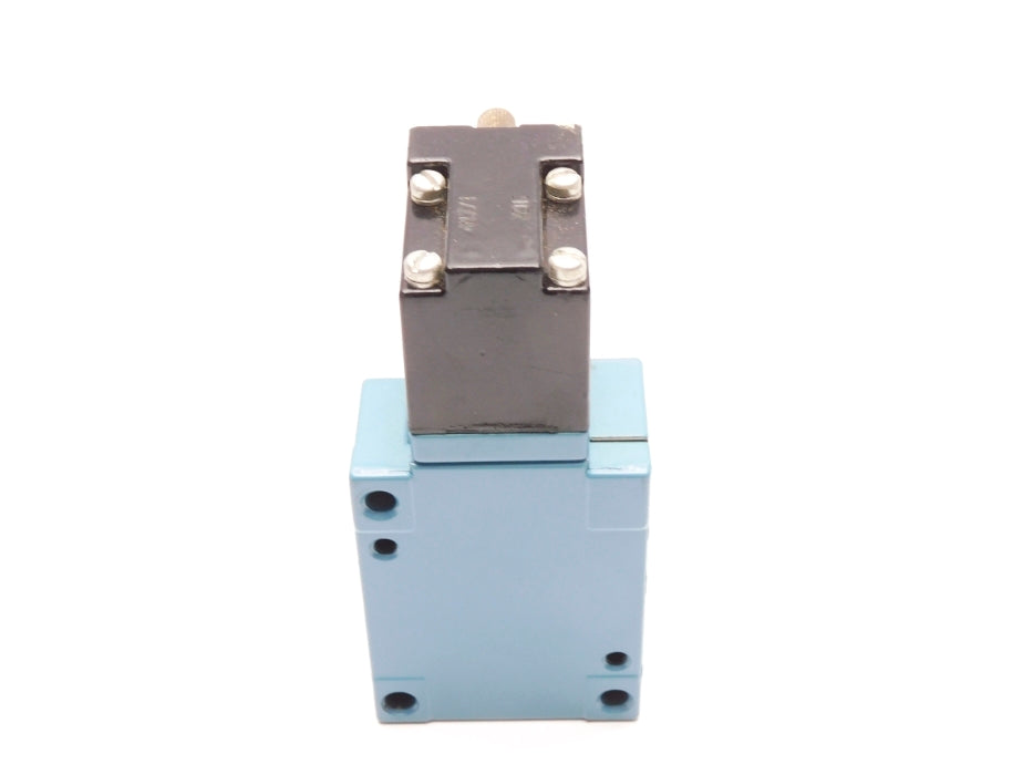 MICRO SWITCH LZA1 300VAC 10A NSNP