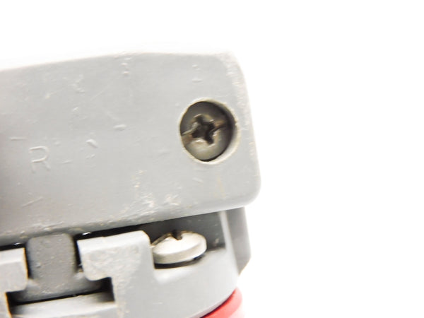 HUBBELL 330P7W UNMP