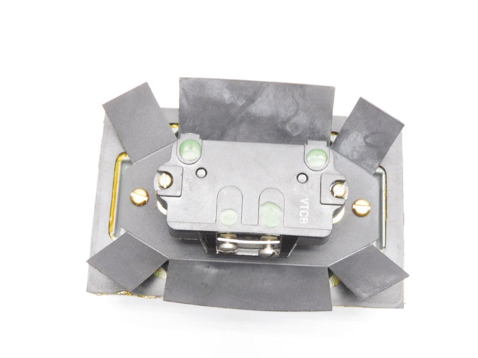 ALLEN BRADLEY 800S-2SC4 SER. M (AS PICTURED) UNMP