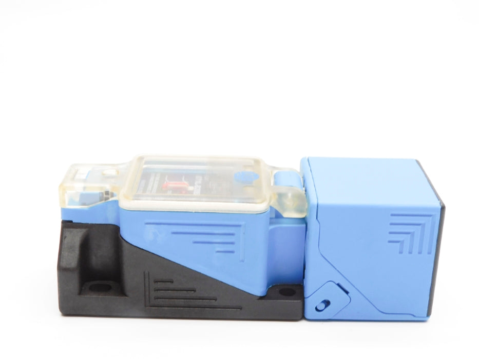 ALLEN BRADLEY 871L-B20E40-T2 SER. A 20-250VAC/DC NSNP