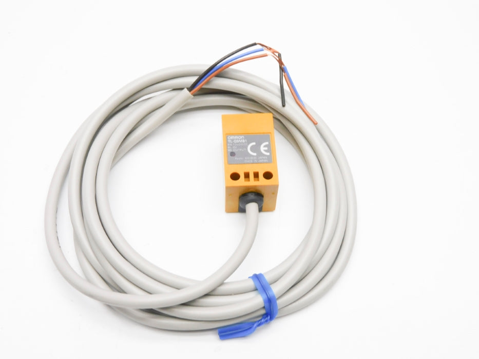 OMRON TL-Q5MB1 NSMP