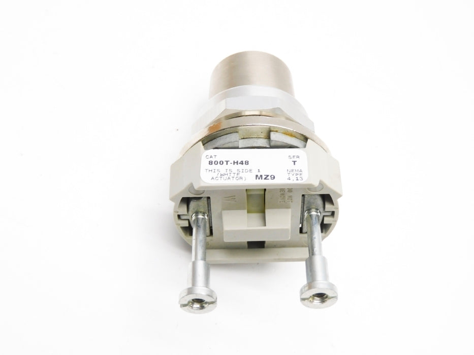 ALLEN BRADLEY 800T-H48A SER. T (NO KEY) (BR/WH) (AS PICTURED) NSMP