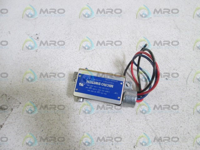 HONEYWELL LIMIT SWITCH (WHITE/RED BOX) BZLN-RH *NEW IN BOX*