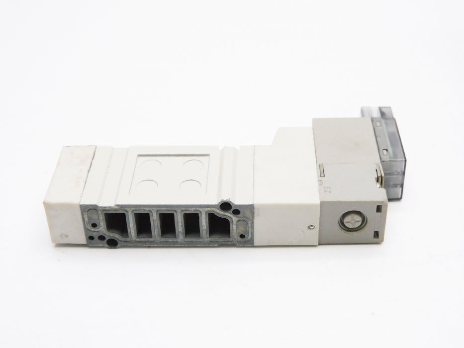 SMC SY3140R-5MOZ 24VDC (AS PICTURED) NSNP