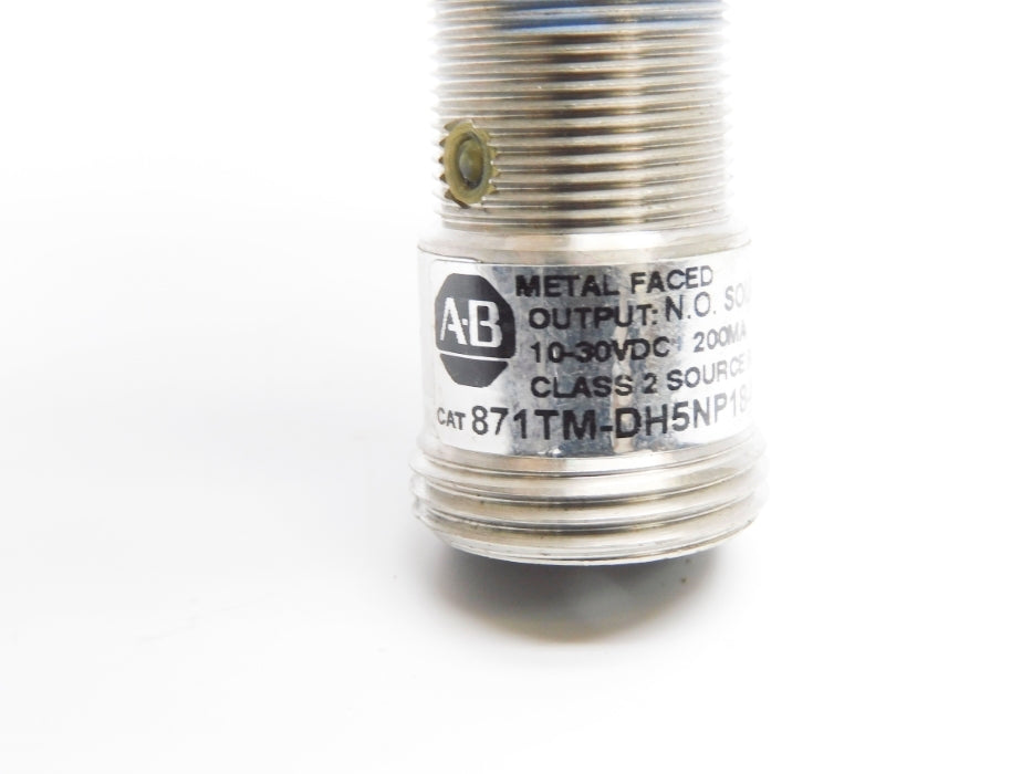 ALLEN BRADLEY 871TM-DH5NP18-N4 SER. A UNMP