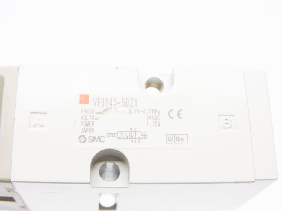 SMC VF3143-5DZ1 24VDC (AS PICTURED) UNMP