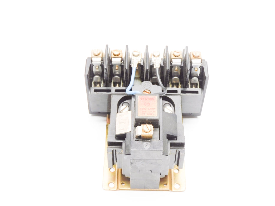 ALLEN BRADLEY 700-BRM400A1 SER. B 110/120V UNMP