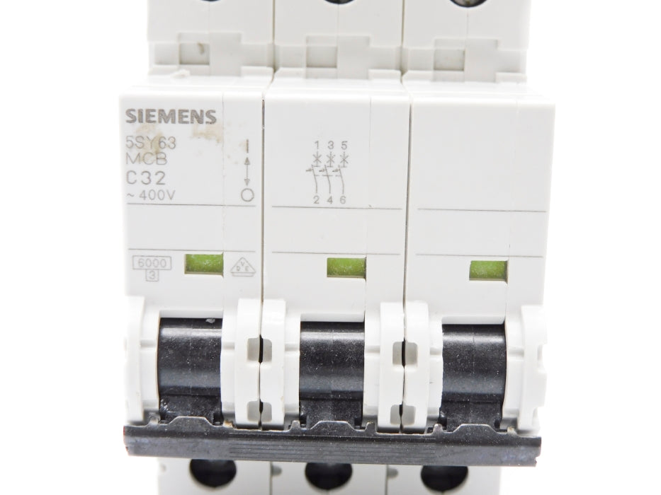SIEMENS 5SY6332-7 32A 400V NSNP