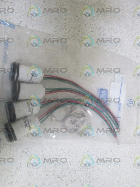 LOT OF 4 DIALIGHT PANEL MOUNT INDICATOR 557-1412-203F *NEW IN BAG*