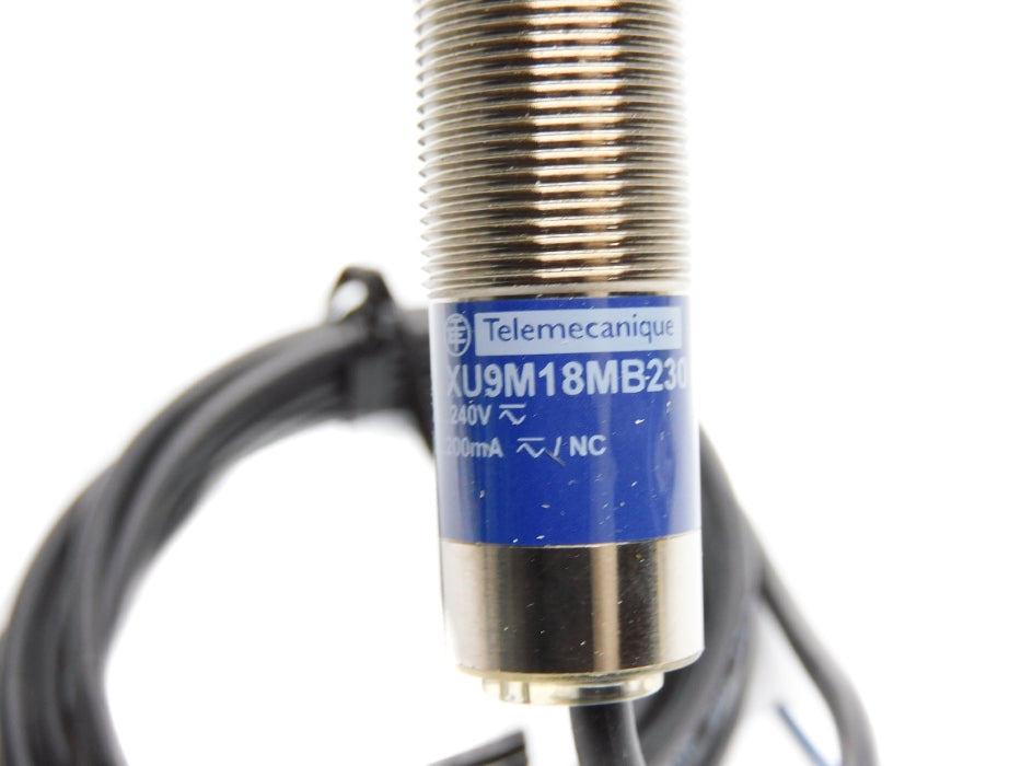 TELEMECANIQUE XU9M18MB230 24-240V NSMP