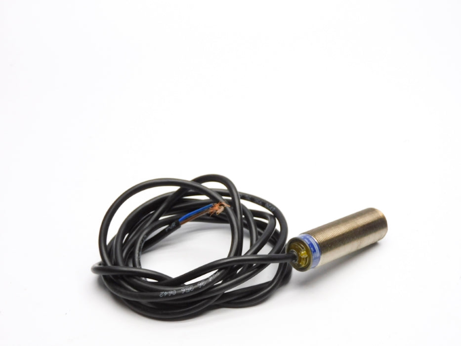TELEMECANIQUE XS1M18MA230L1 UNMP