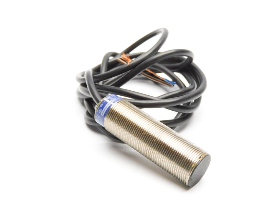 TELEMECANIQUE XS1M18MA230L1 UNMP