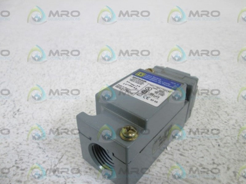 SQUARE D 9007-C54E LIMIT SWITCH *USED*