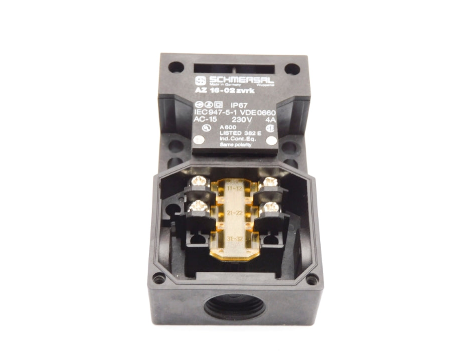 SCHMERSAL AZ16-02ZVRK (AS PICTURED) (NO KEY) NSNP