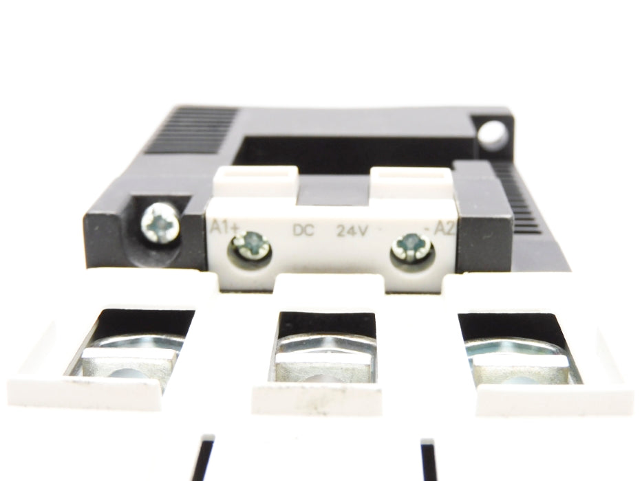 SIEMENS 3RT1044-1BB40 24VDC NSNP