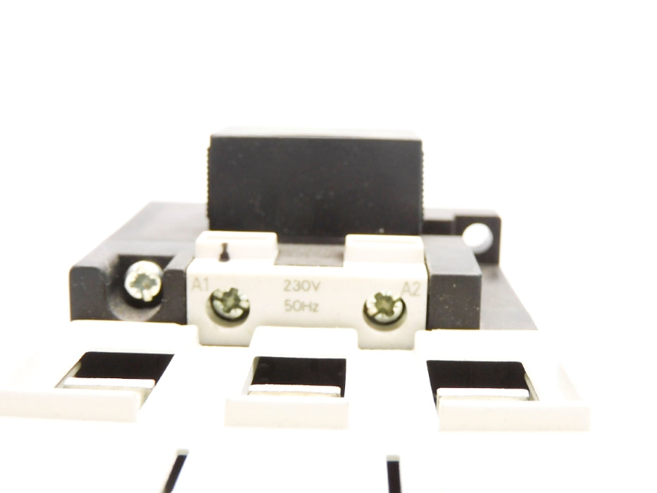 SIEMENS 3RT1044-1AP04 230V (AS PICTURED)  NSNP