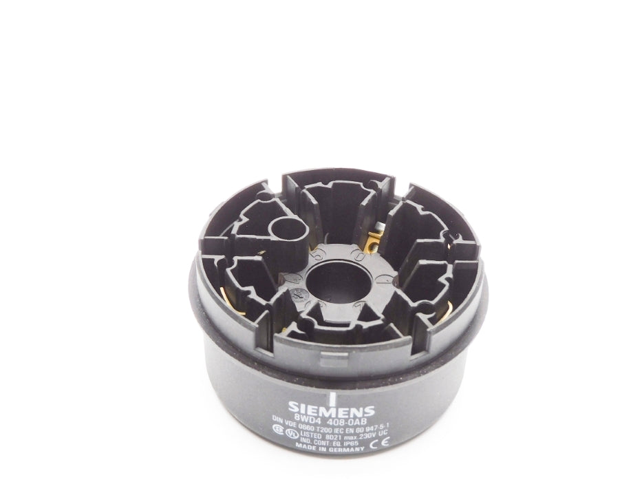 SIEMENS 8WD4408-0AB (AS PICTURED) NSNP