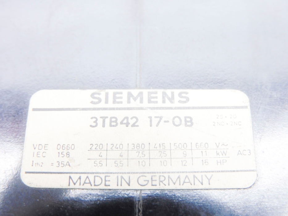 SIEMENS 3TB4217-0B 24VDC (AS PICTURED) UNMP