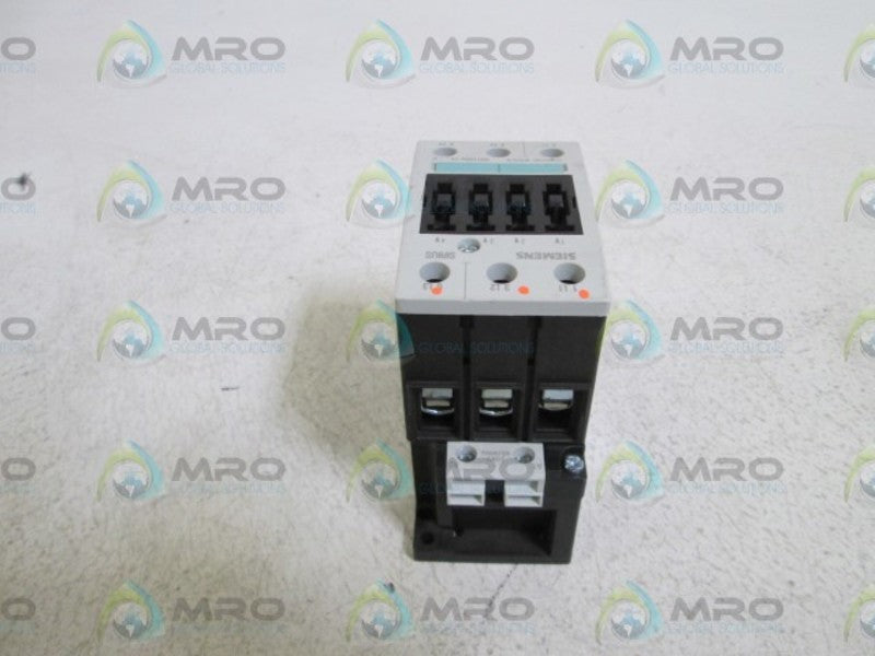 SIEMENS 208V CONTACTOR 3RT1034-1AM20 *USED*