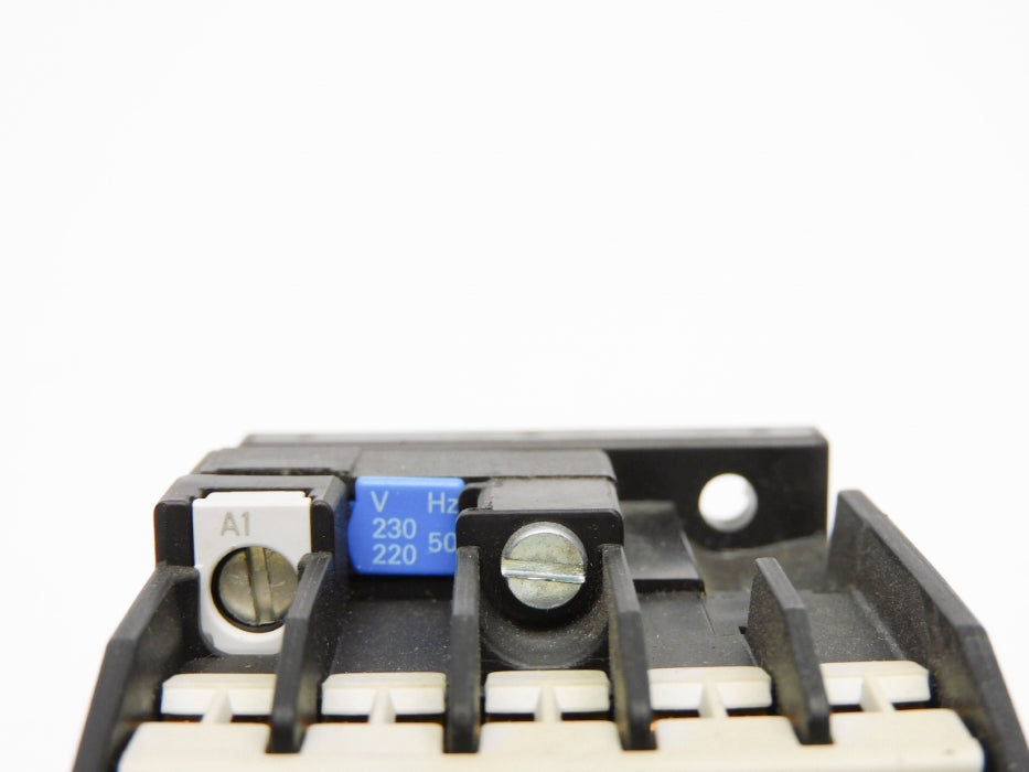 SIEMENS 3TH4382-0A 220/230V NSNP
